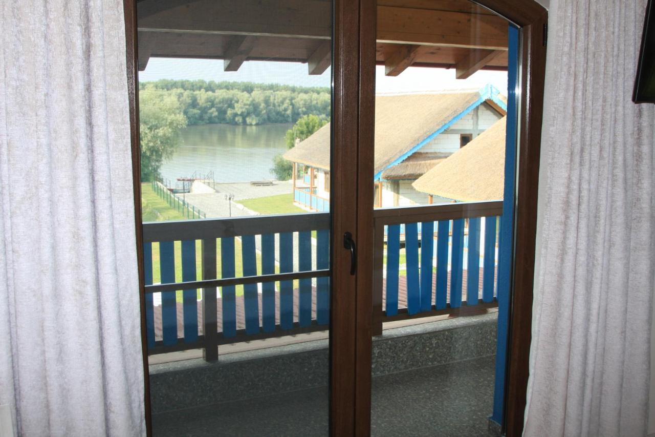 De Inchiriat Aparthotel